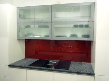 Innenausbau-Duschen-Küchenrückwände