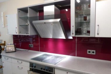 Innenausbau-Duschen-Küchenrückwände