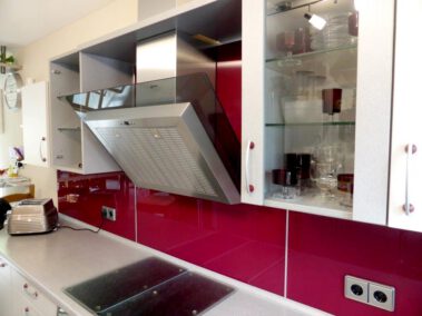 Innenausbau-Duschen-Küchenrückwände