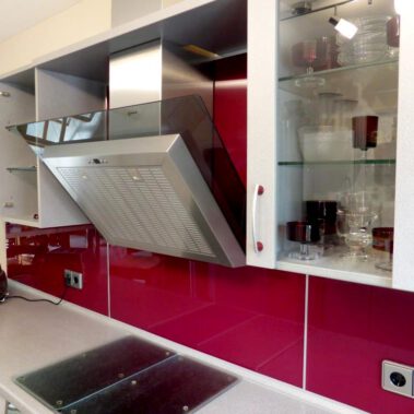 Innenausbau-Duschen-Küchenrückwände