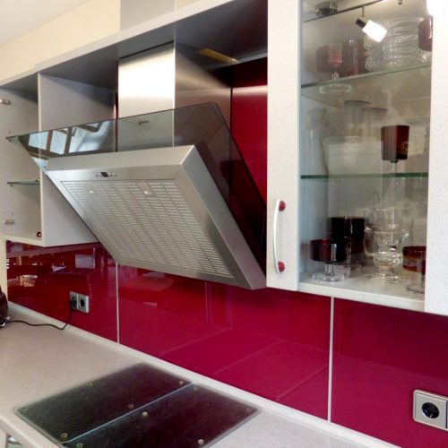 Innenausbau-Duschen-Küchenrückwände