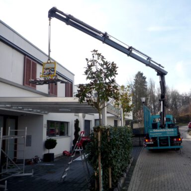 Einsetzhilfe Dachverglasung Kranwagen mit Sauganlage